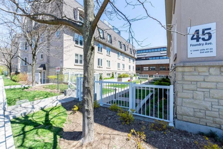 45 Foundry Ave, Toronto, Canada, 3 Bedrooms Bedrooms, ,2 BathroomsBathrooms,Condo,Purchased,Foundry Ave,1210