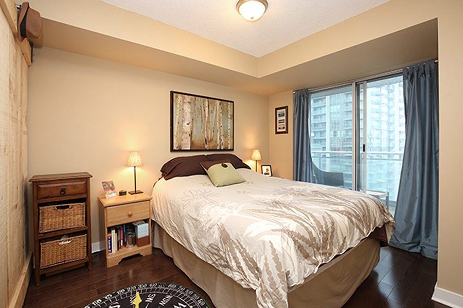 50 Lynn Williams St,Toronto,Canada,1 Bedroom Bedrooms,1 BathroomBathrooms,Condo,Lynn Williams St ,15,1022