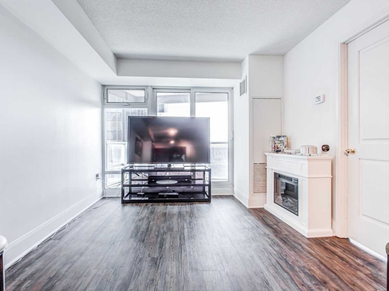 2181 Yonge, Toronto, Canada, 1 Bedroom Bedrooms, ,1 BathroomBathrooms,Condo,Purchased,Quantum,Yonge,1253