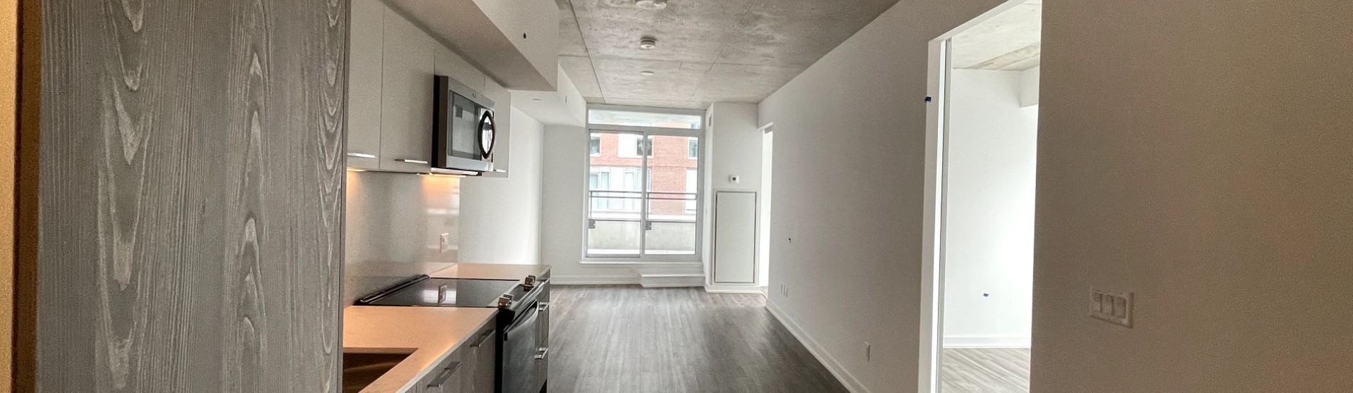 45 Baseball Pl, Toronto, Canada, 2 Bedrooms Bedrooms, ,2 BathroomsBathrooms,Condo,For Rent,Baseball Pl,1399