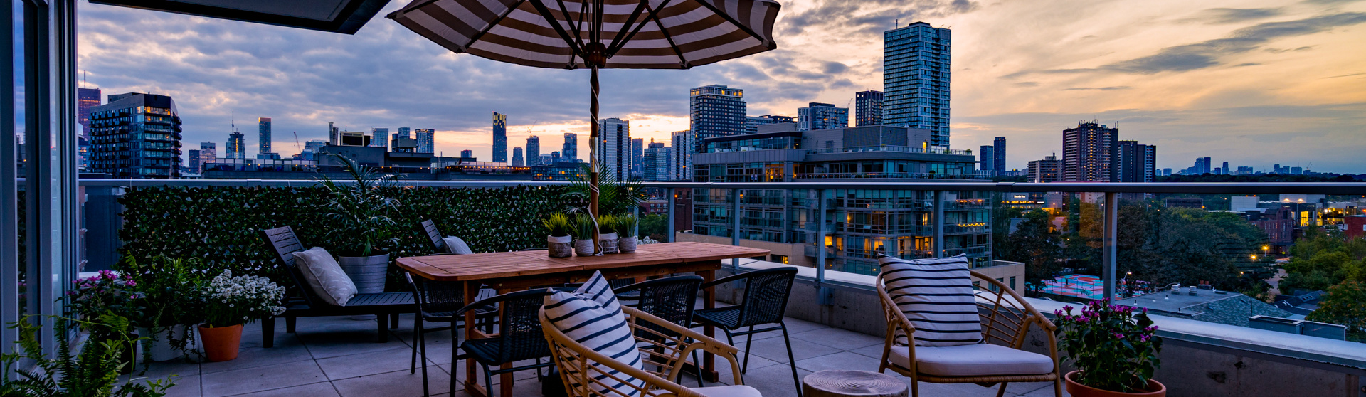 30 Baseball Pl, Toronto, Ontario, Canada M3B3N2, 2 Bedrooms Bedrooms, ,2 BathroomsBathrooms,Condo,Sold,Riverside Square,Baseball Pl,8,1417