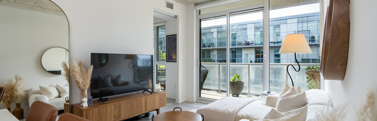 30 Baseball Pl 815, Toronto
